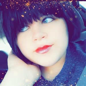 Meet your Posher, Lalani